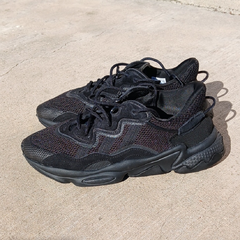 Adidas Men Ozweego Originals Black Running Shoes Size 8.5